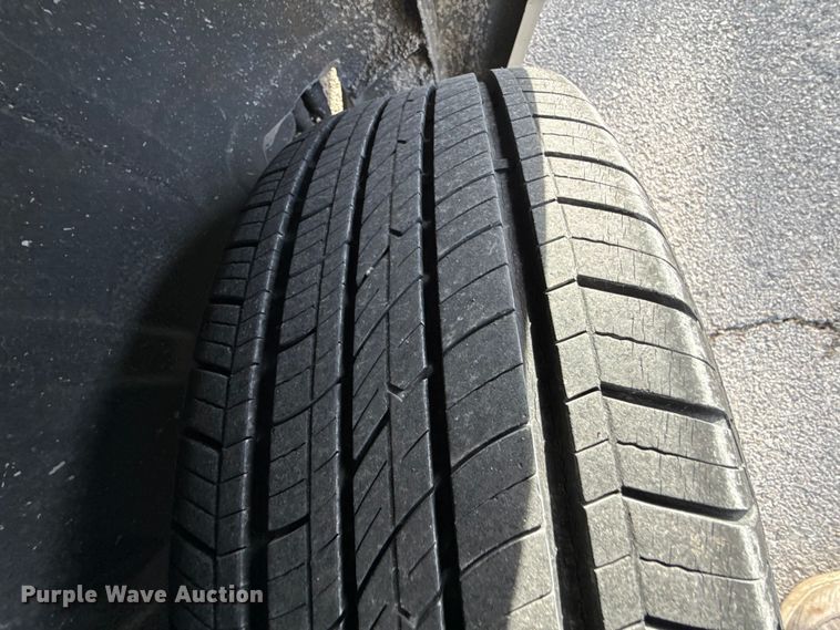 image for item EN0299 2012 Dodge Grand Caravan van