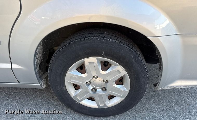 image for item EN0299 2012 Dodge Grand Caravan van