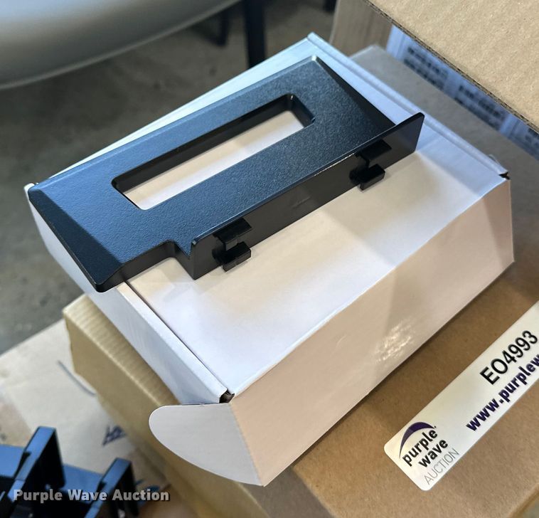 image for item EO4993 (49) phones