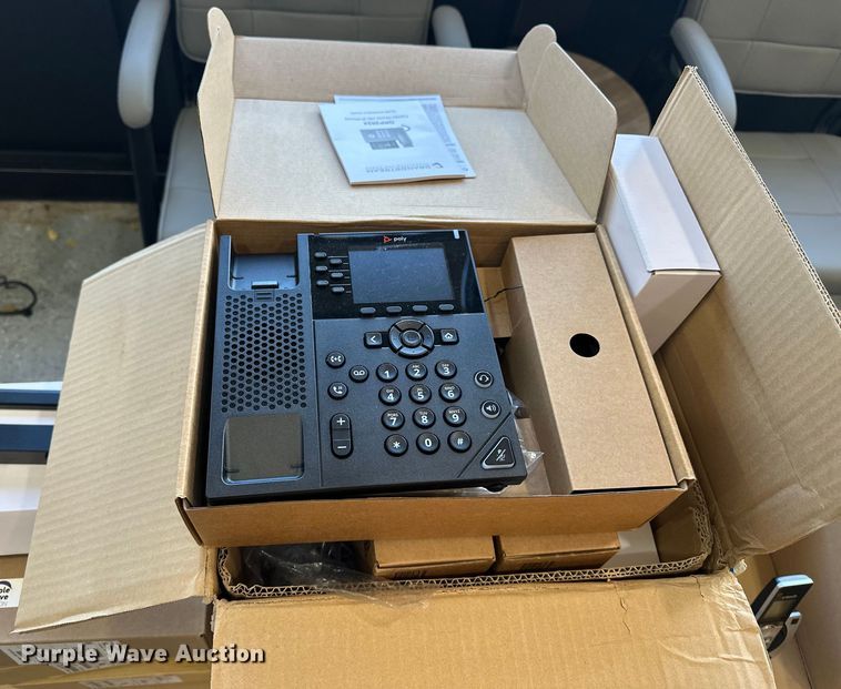 image for item EO4993 (49) phones