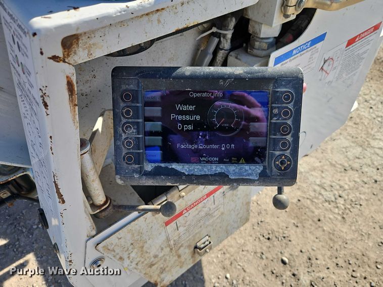 image for item EO4994 2012 International 7400 sewer jetter truck