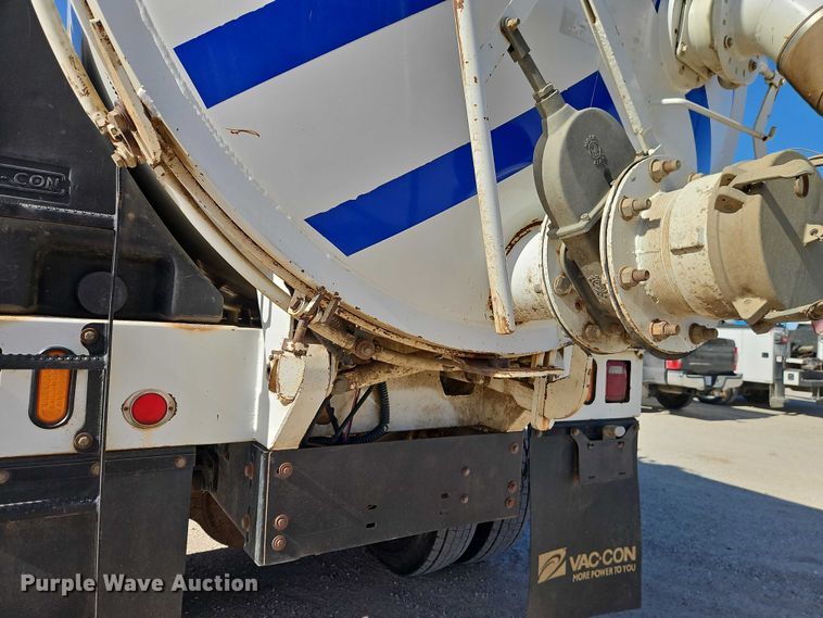 image for item EO4994 2012 International 7400 sewer jetter truck