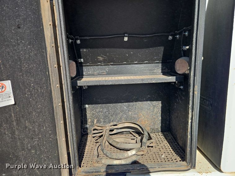 image for item EO4994 2012 International 7400 sewer jetter truck