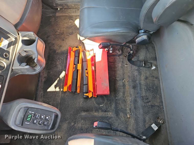 image for item EO4994 2012 International 7400 sewer jetter truck