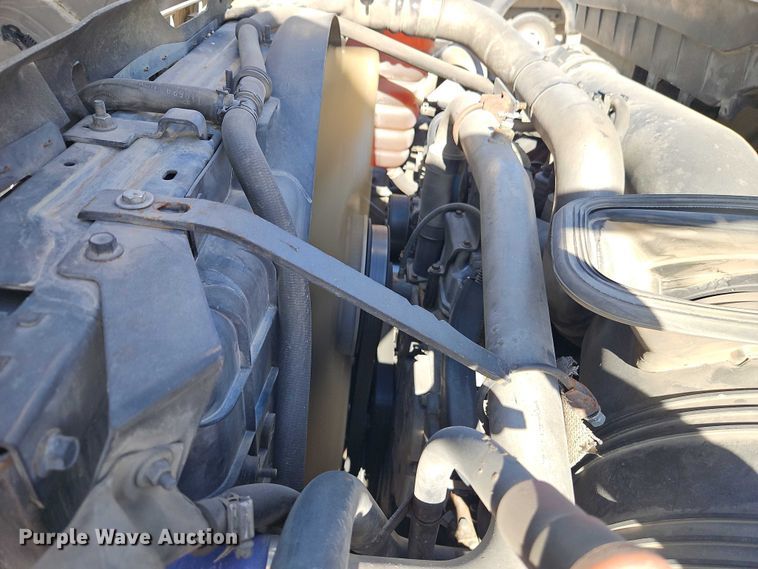 image for item EO4994 2012 International 7400 sewer jetter truck