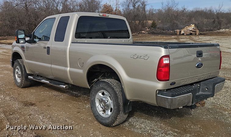 image for item EO5000 2010 Ford F250 Super Duty Ext. Cab pickup truck