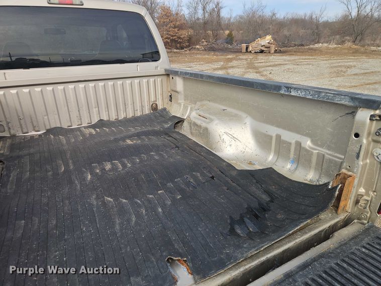 image for item EO5000 2010 Ford F250 Super Duty Ext. Cab pickup truck