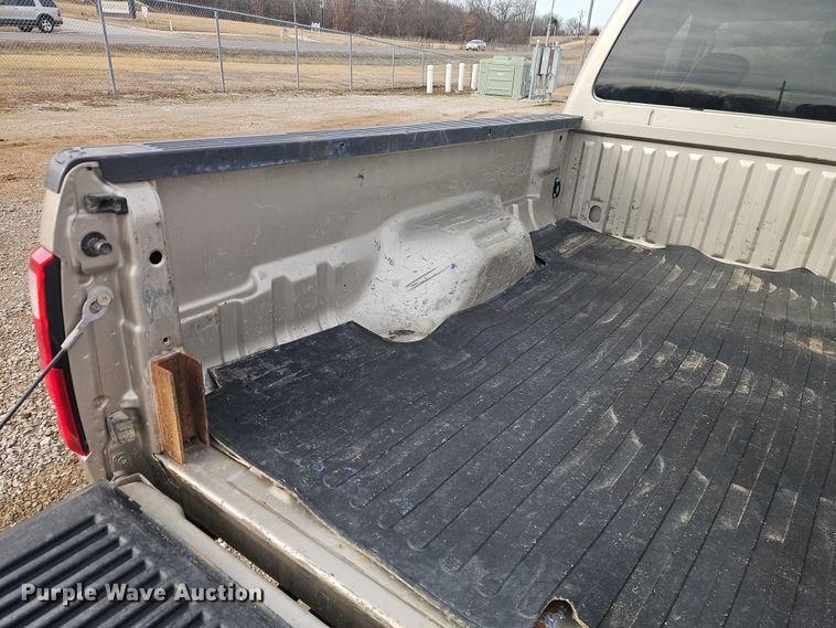 image for item EO5000 2010 Ford F250 Super Duty Ext. Cab pickup truck