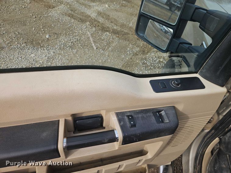 image for item EO5000 2010 Ford F250 Super Duty Ext. Cab pickup truck