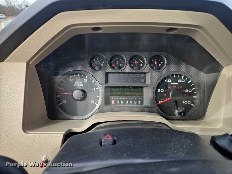 image for item EO5000 2010 Ford F250 Super Duty Ext. Cab pickup truck