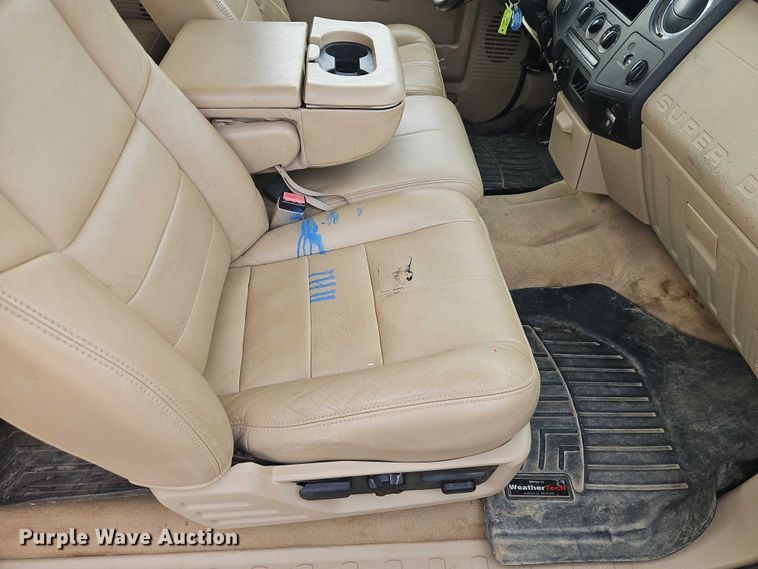 image for item EO5000 2010 Ford F250 Super Duty Ext. Cab pickup truck