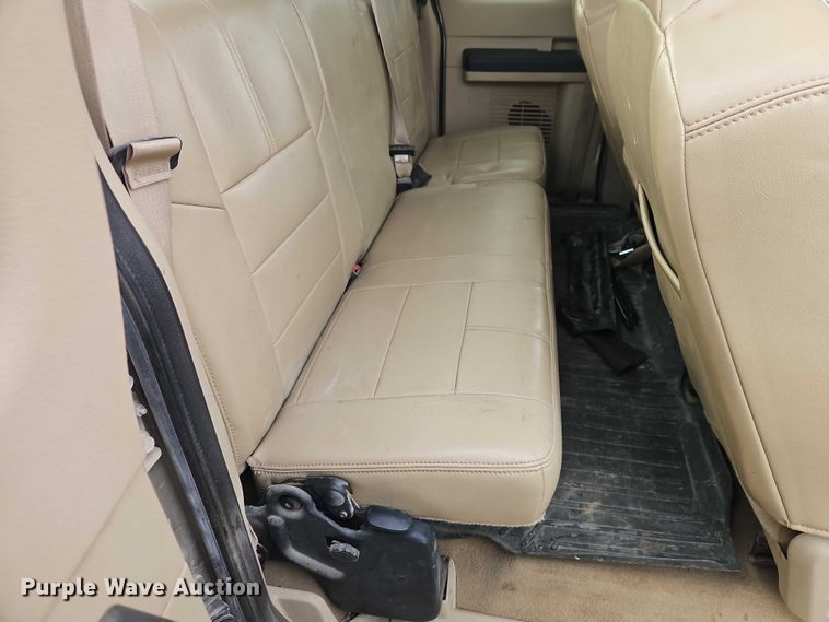 image for item EO5000 2010 Ford F250 Super Duty Ext. Cab pickup truck