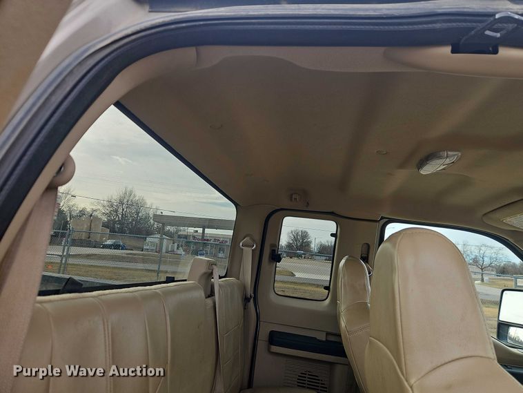 image for item EO5000 2010 Ford F250 Super Duty Ext. Cab pickup truck