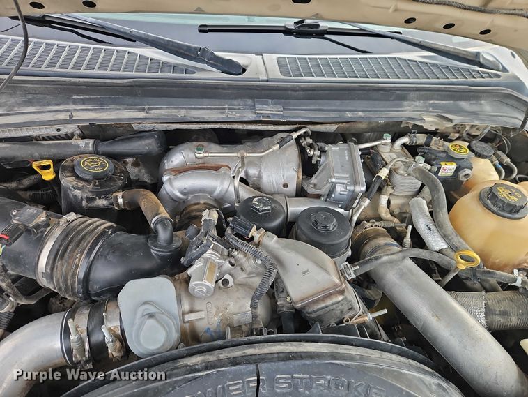 image for item EO5000 2010 Ford F250 Super Duty Ext. Cab pickup truck