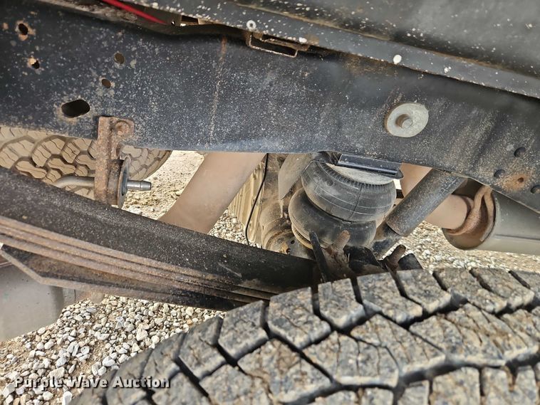 image for item EO5000 2010 Ford F250 Super Duty Ext. Cab pickup truck