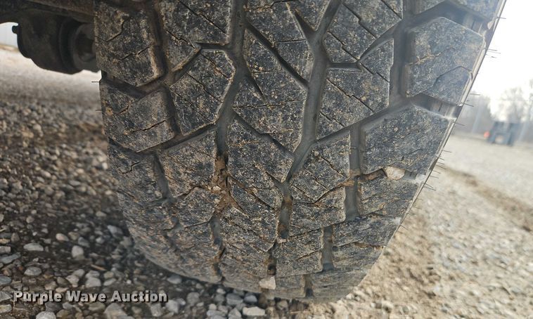 image for item EO5000 2010 Ford F250 Super Duty Ext. Cab pickup truck