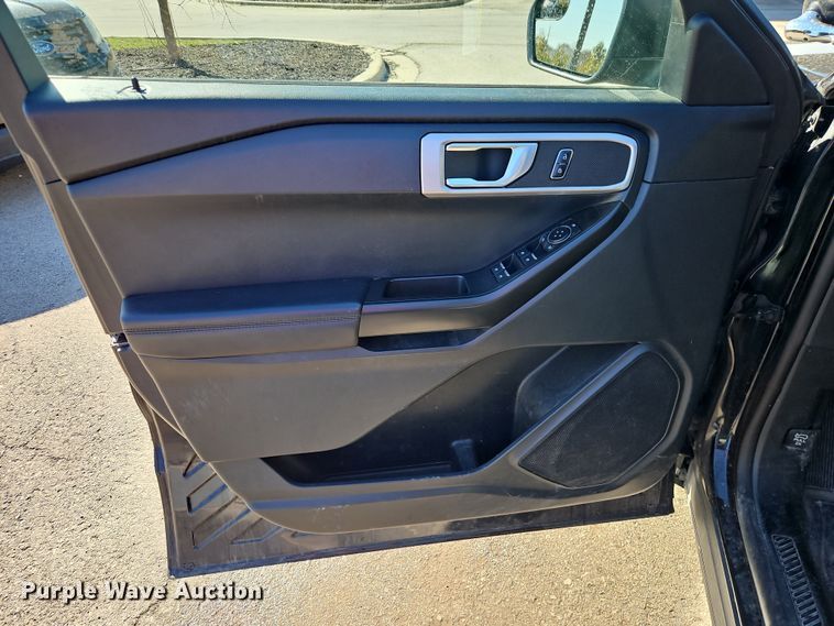 image for item EO7010 2021 Ford Explorer Police Interceptor SUV