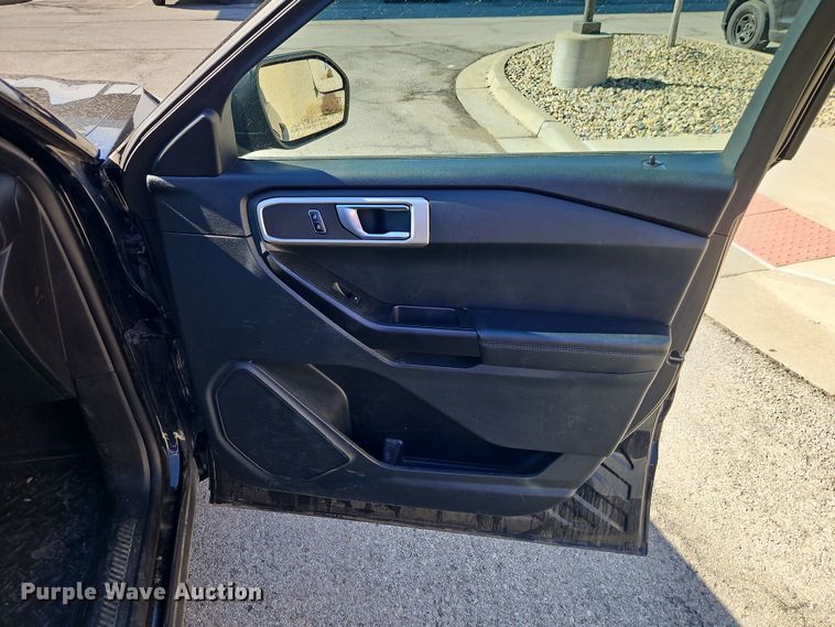 image for item EO7010 2021 Ford Explorer Police Interceptor SUV