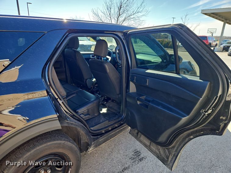 image for item EO7010 2021 Ford Explorer Police Interceptor SUV