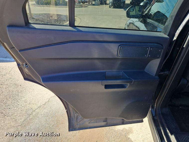 image for item EO7010 2021 Ford Explorer Police Interceptor SUV