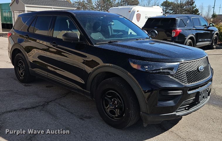 image for item EO7011 2022 Ford Explorer Police Interceptor SUV
