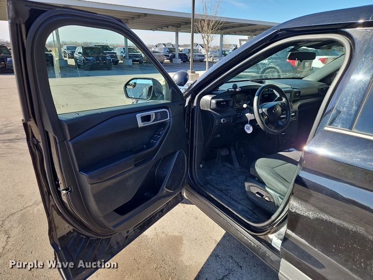 image for item EO7011 2022 Ford Explorer Police Interceptor SUV