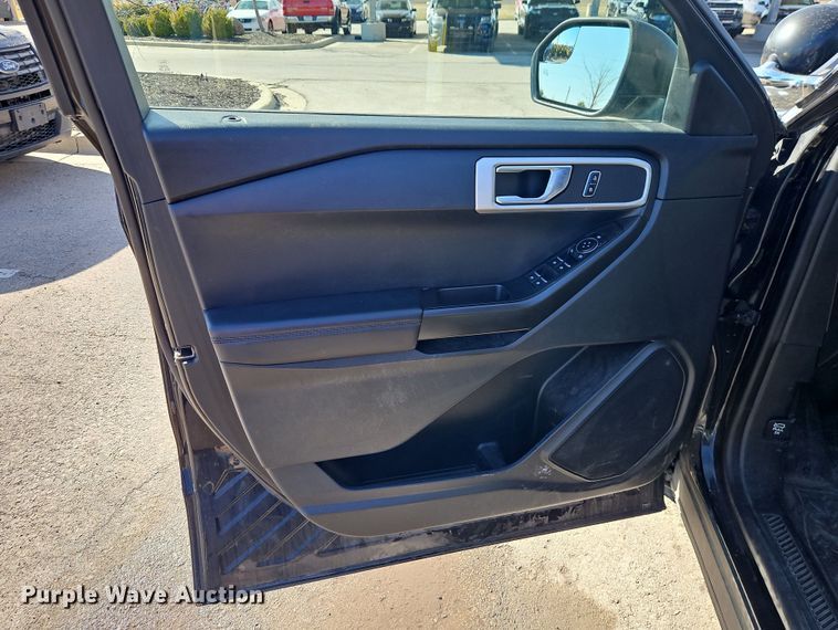 image for item EO7011 2022 Ford Explorer Police Interceptor SUV