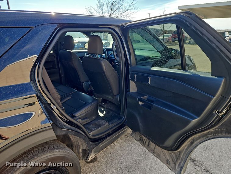 image for item EO7011 2022 Ford Explorer Police Interceptor SUV