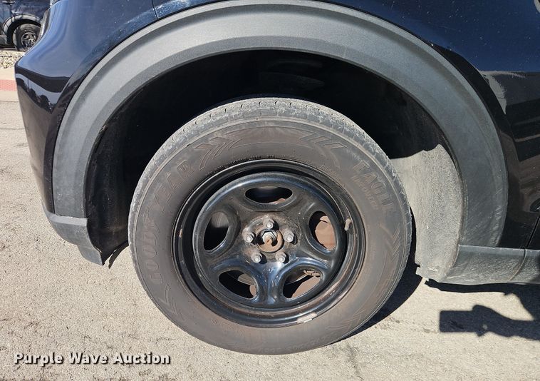 image for item EO7011 2022 Ford Explorer Police Interceptor SUV