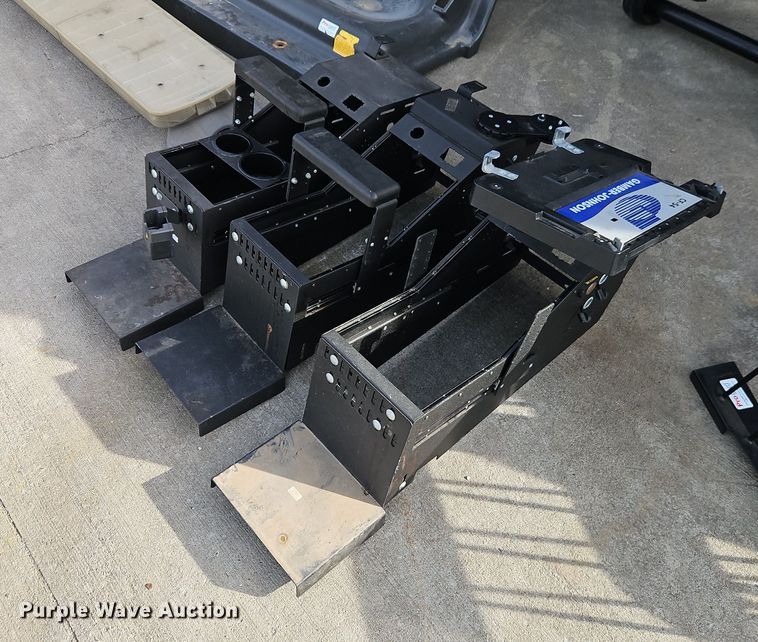 image for item EO7013 Police equipment