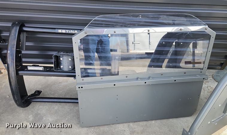 image for item EO7013 Police equipment