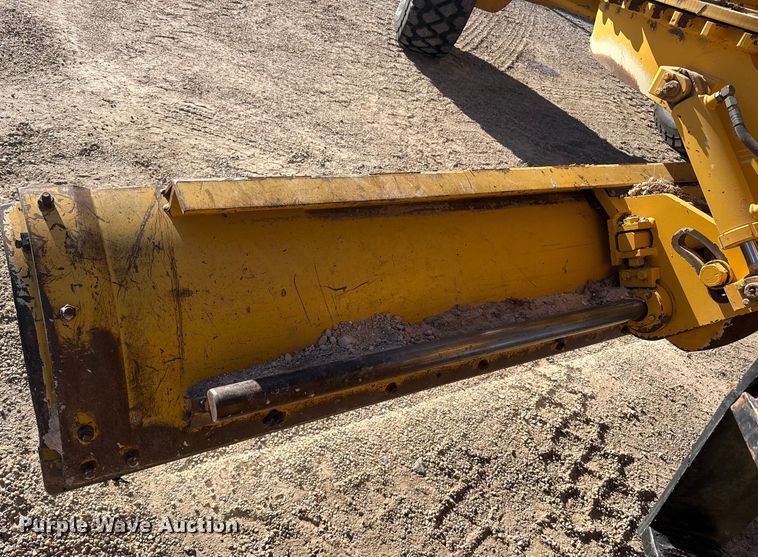 image for item EP2984 2005 Volvo G720B motor grader