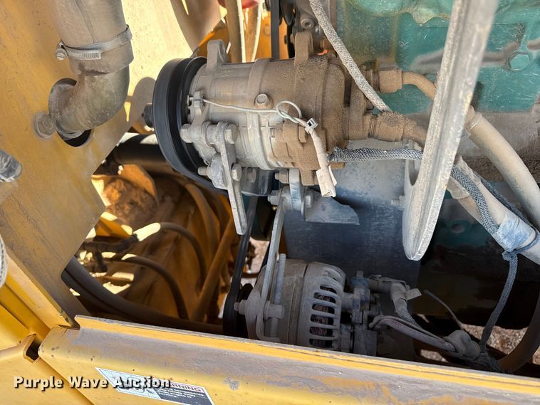image for item EP2984 2005 Volvo G720B motor grader