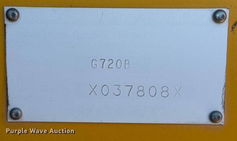 image for item EP2984 2005 Volvo G720B motor grader
