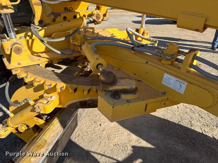 image for item EP2985 2005 Volvo G720B motor grader