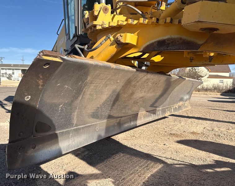 image for item EP2985 2005 Volvo G720B motor grader