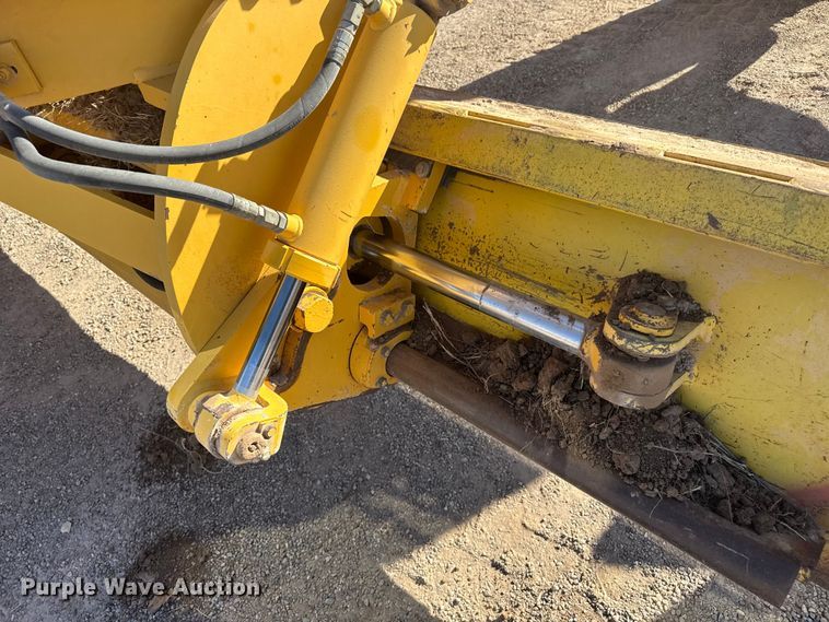 image for item EP2985 2005 Volvo G720B motor grader