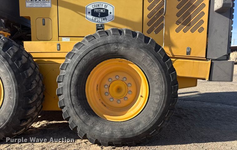 image for item EP2985 2005 Volvo G720B motor grader