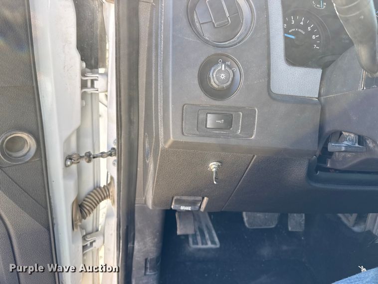 image for item EP2989 2014 Ford F150 Crew Cab pickup truck