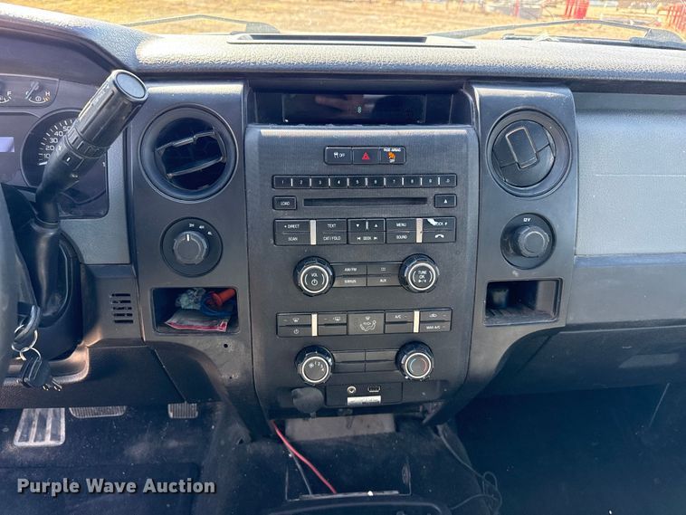 image for item EP2989 2014 Ford F150 Crew Cab pickup truck