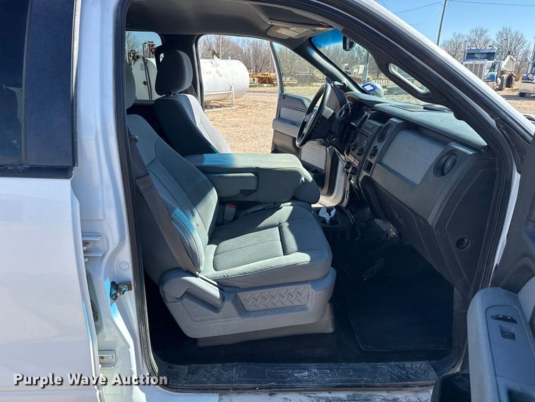 image for item EP2989 2014 Ford F150 Crew Cab pickup truck