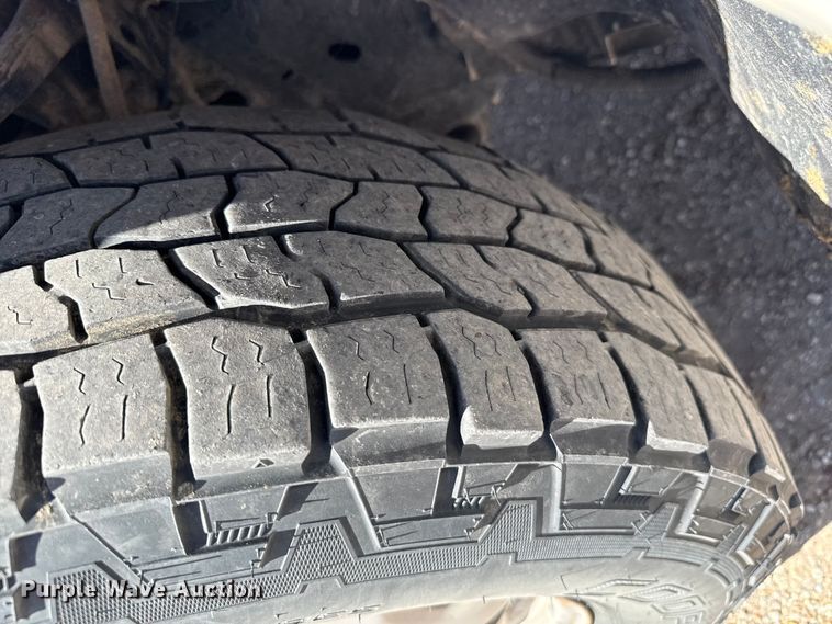 image for item EP2989 2014 Ford F150 Crew Cab pickup truck