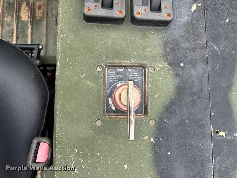 image for item ER0373 2015 Polaris Defense Dagor utility vehicle