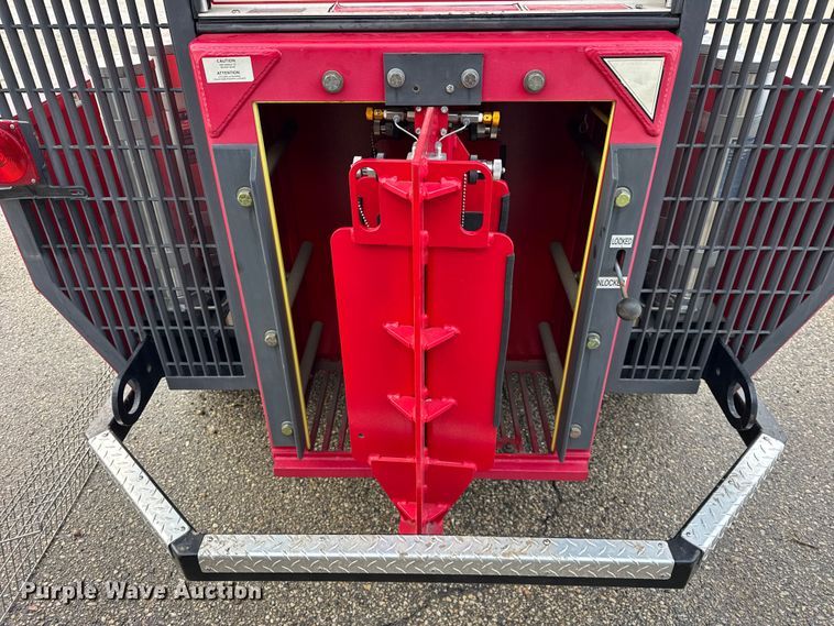 image for item ER0375 2008 Scott Health & Safety SCBA fill trailer