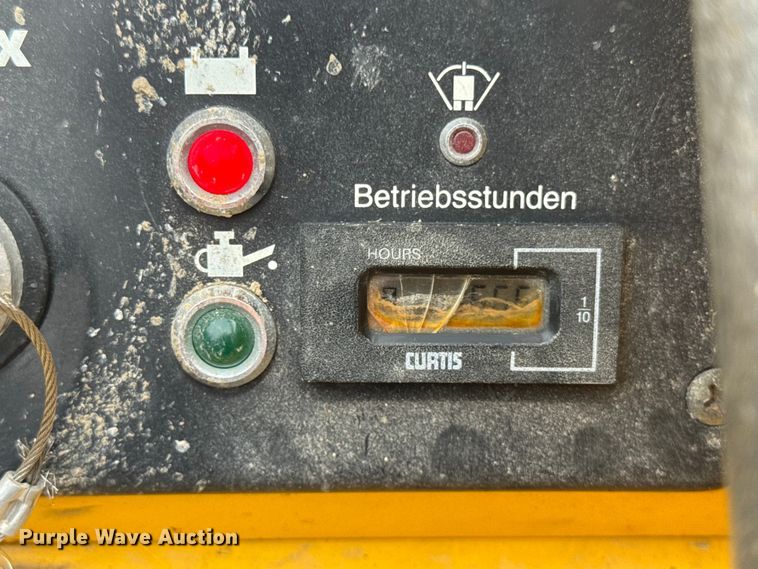 image for item ER0418 2003 Rammax P33/24 HHMR trench compactor