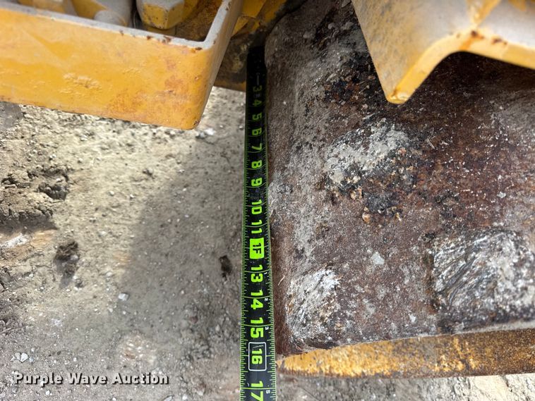 image for item ER0418 2003 Rammax P33/24 HHMR trench compactor