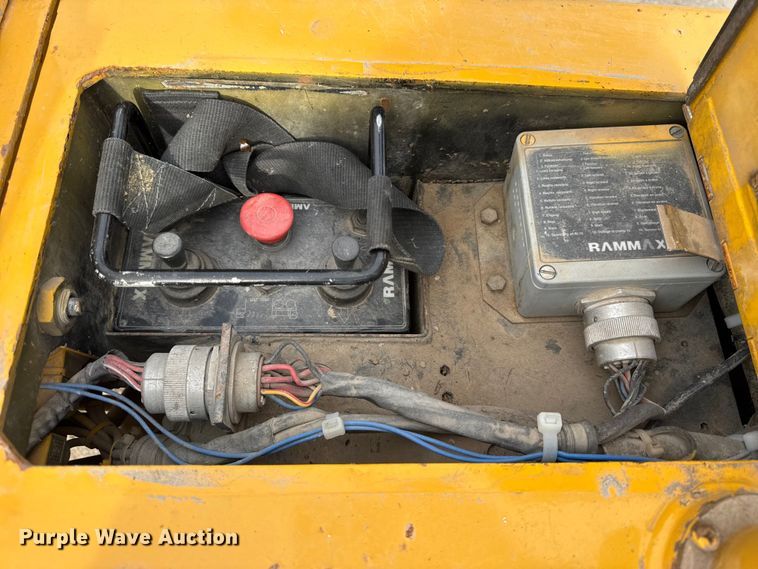 image for item ER0418 2003 Rammax P33/24 HHMR trench compactor