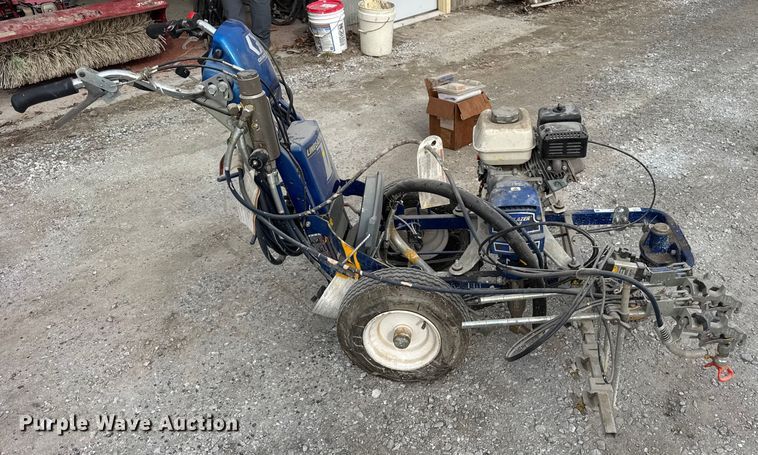 image for item ER0420 Graco Line Lazer V paint striper