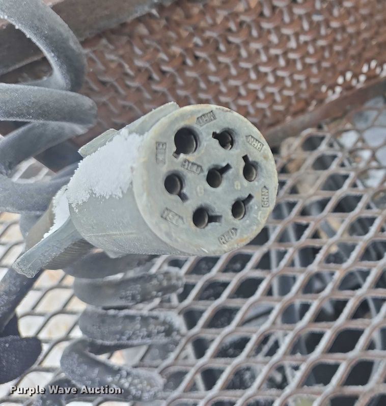 image for item ES2608 1987 International S1700 semi truck