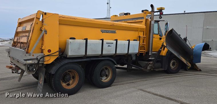 image for item ES2913 2012 International 7600 dump truck